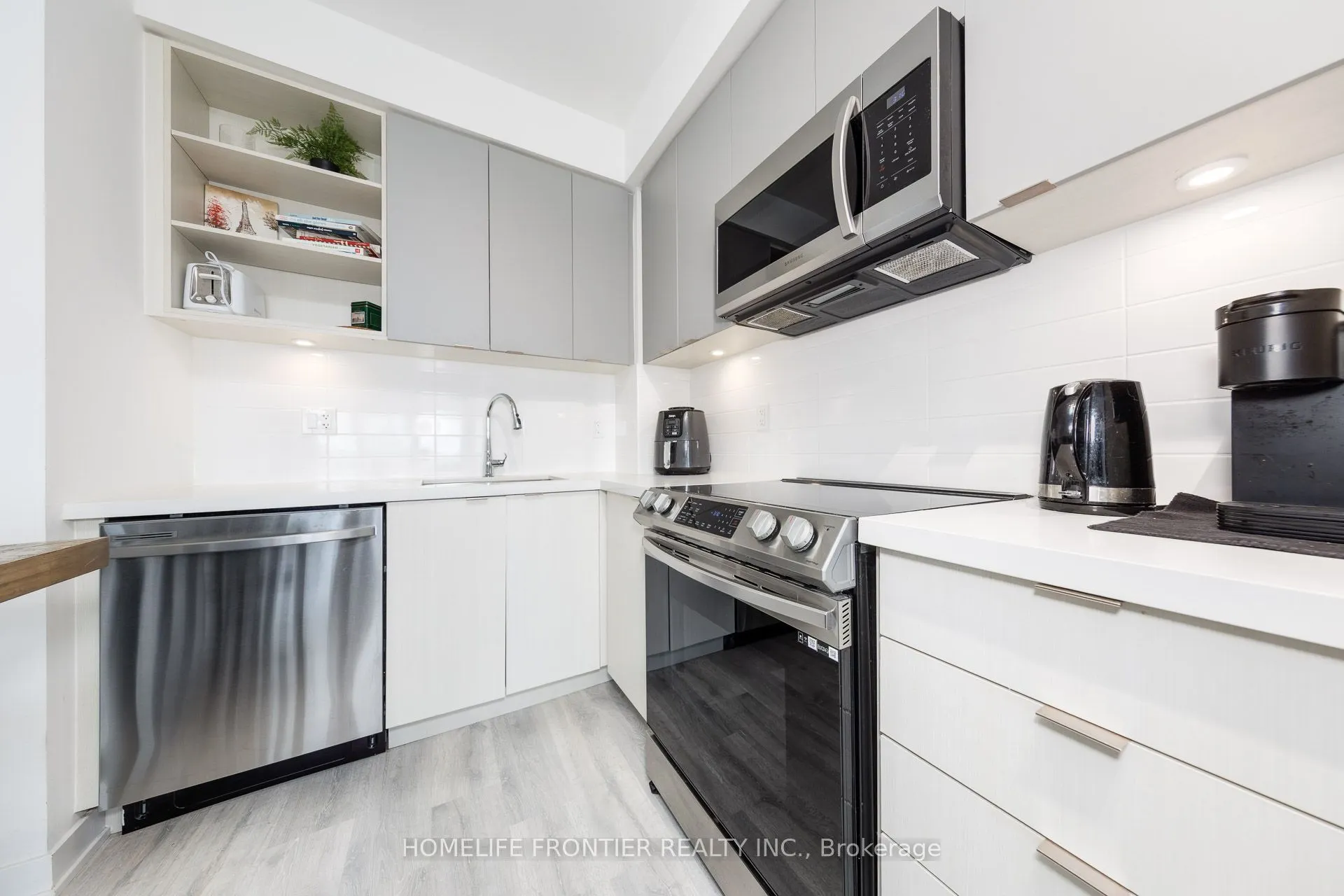 4655 Metcalfe Avenue, #406