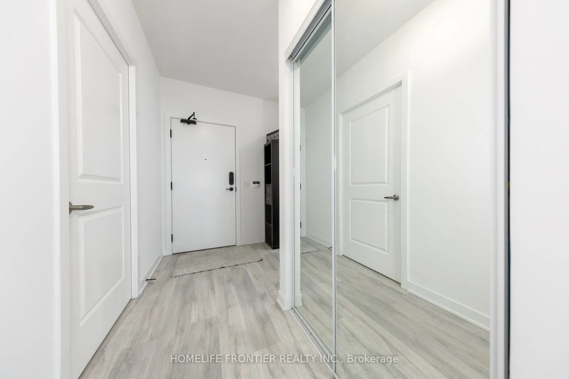 4655 Metcalfe Avenue, #406