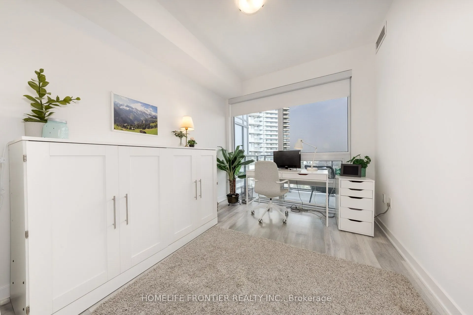 4655 Metcalfe Avenue, #406