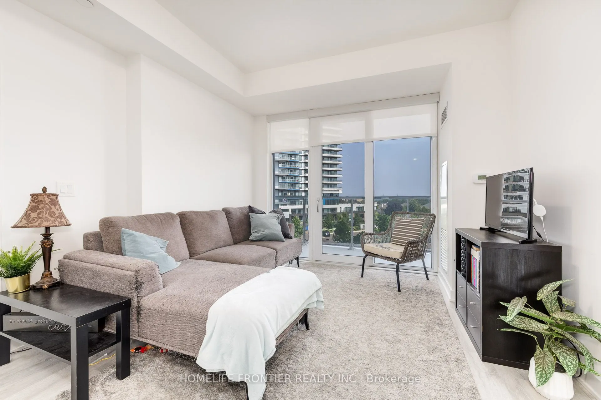 4655 Metcalfe Avenue, #406