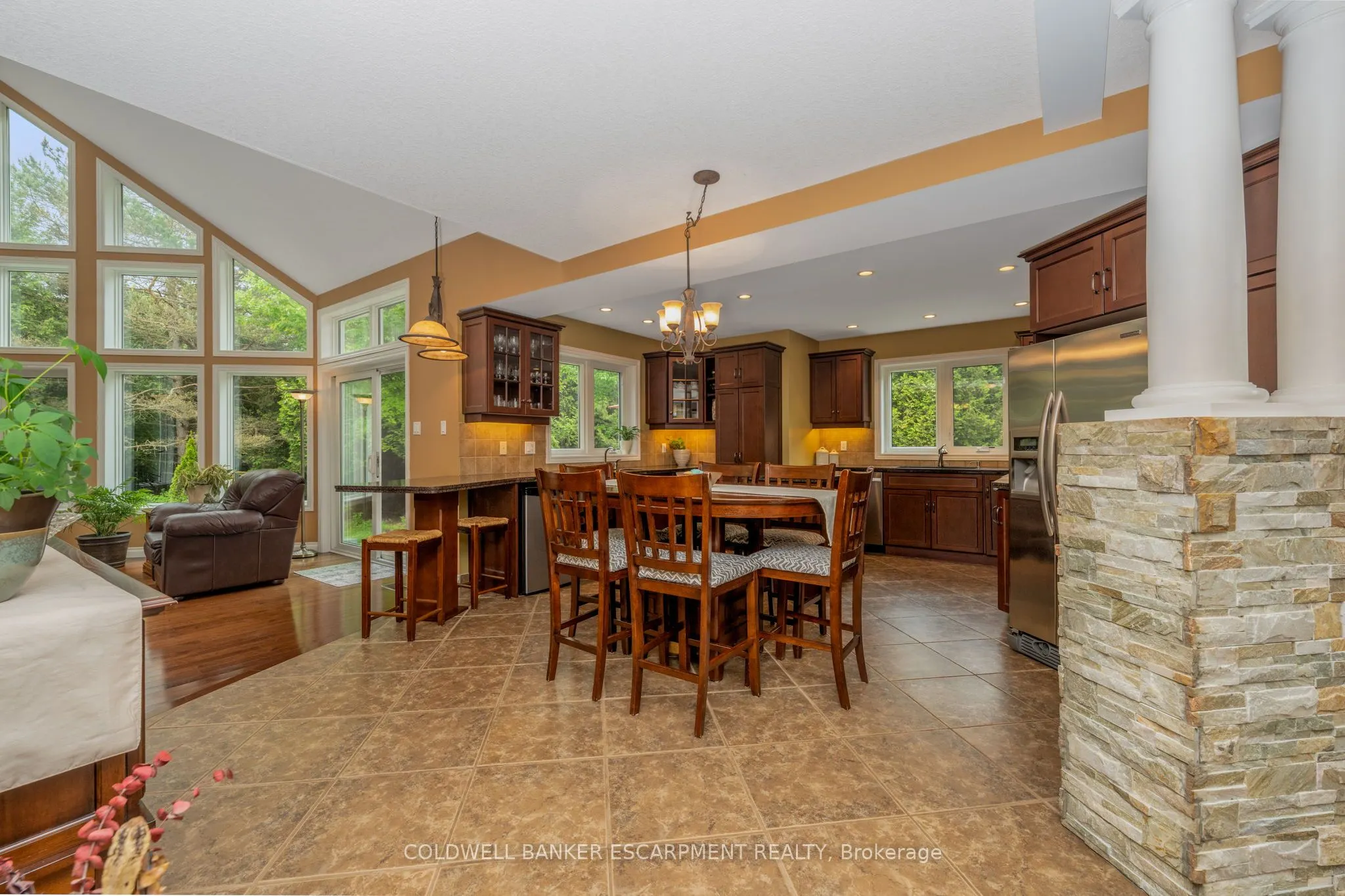 13601 Guelph Line