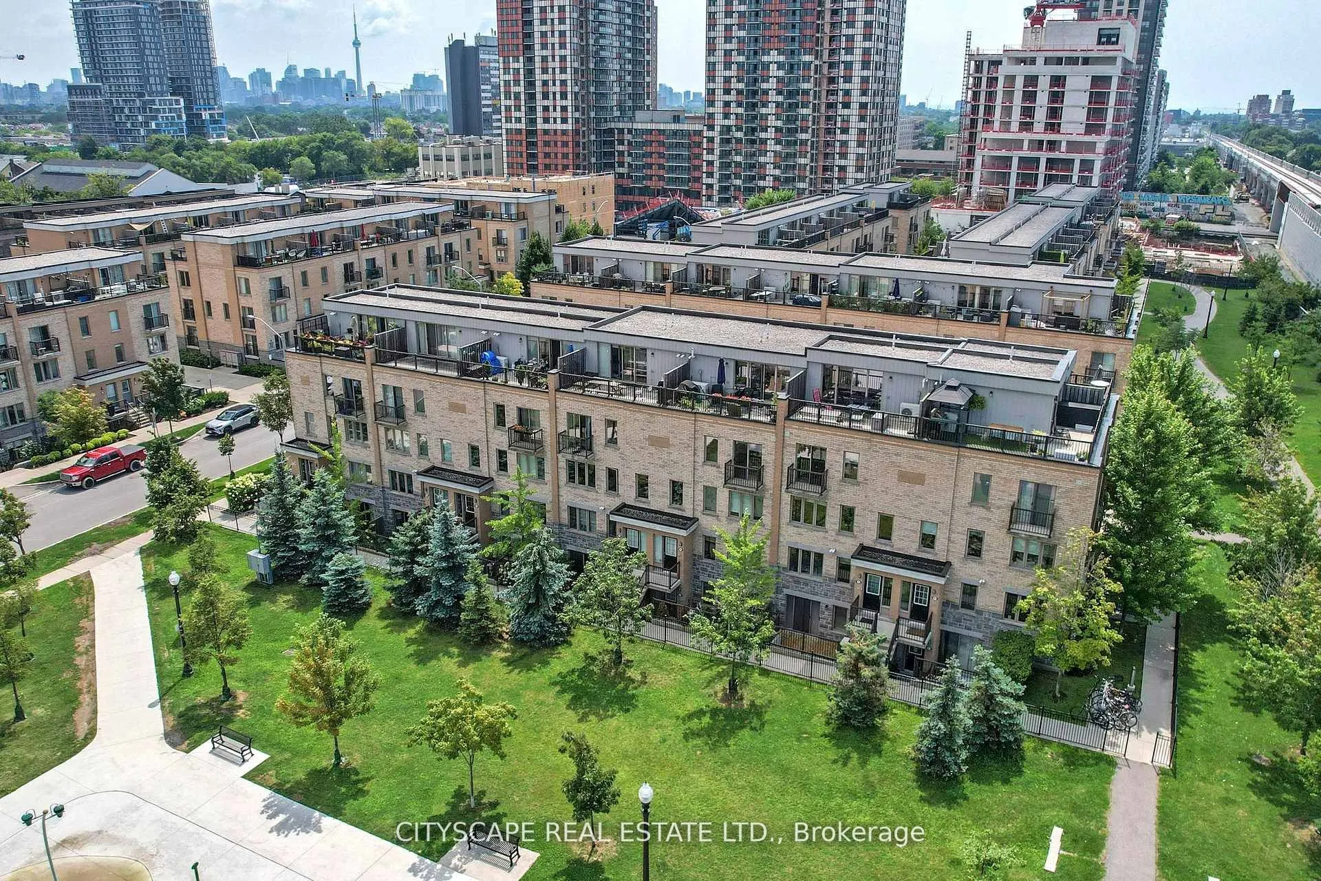 10 Foundry Avenue, #135