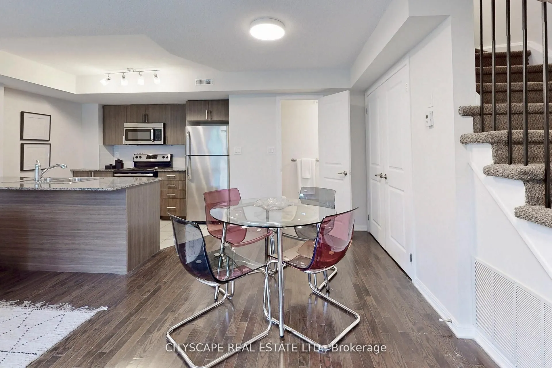 10 Foundry Avenue, #135