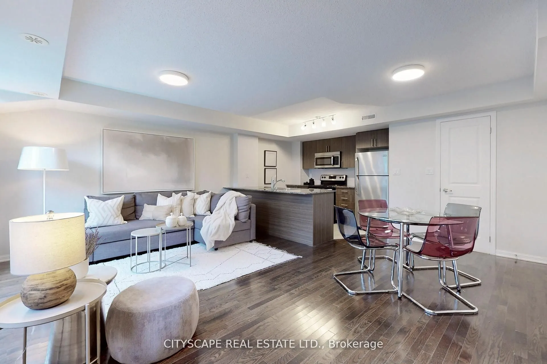 10 Foundry Avenue, #135