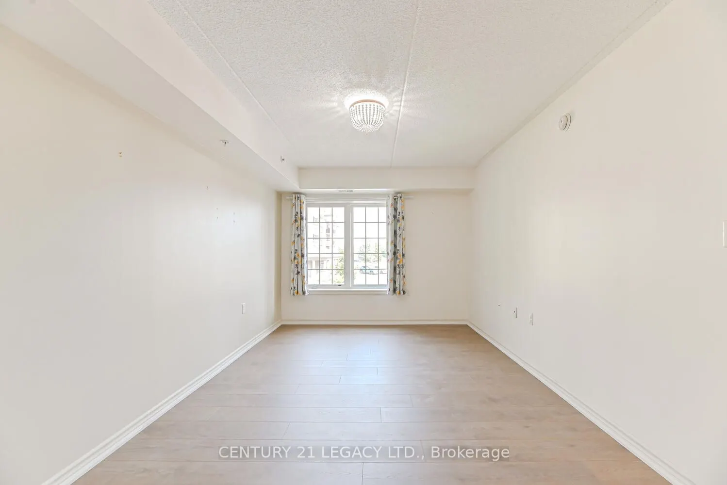 1460 Main Street E, #214