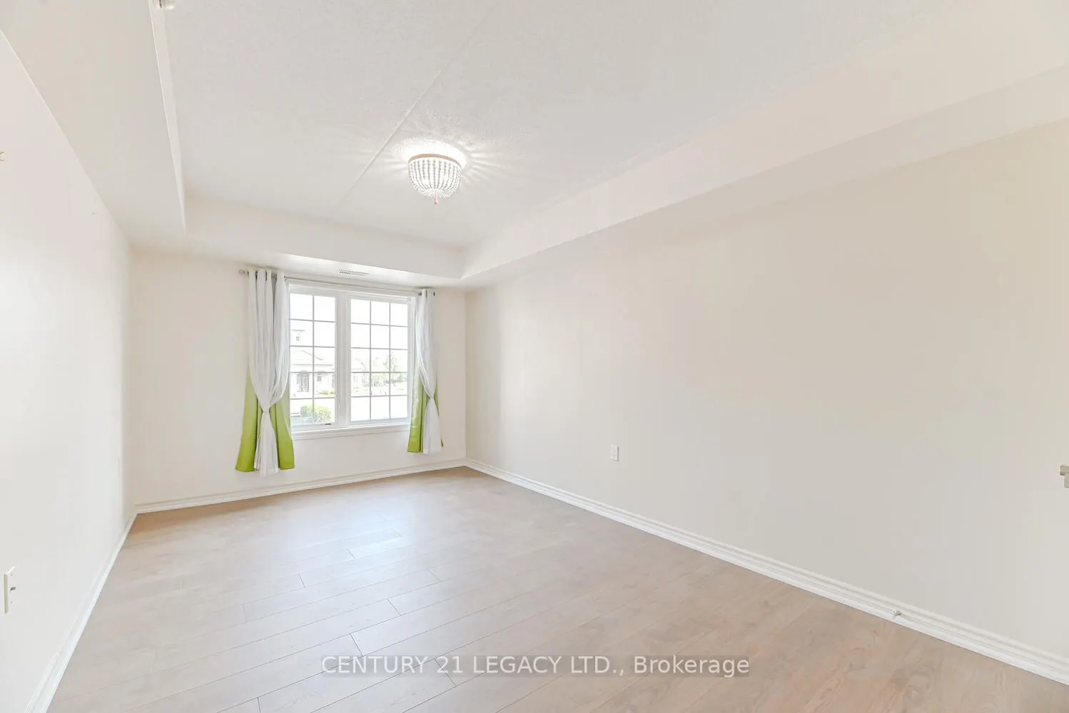 1460 Main Street E, #214
