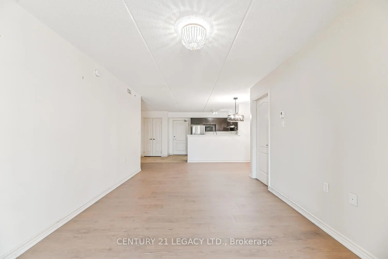 1460 Main Street E, #214