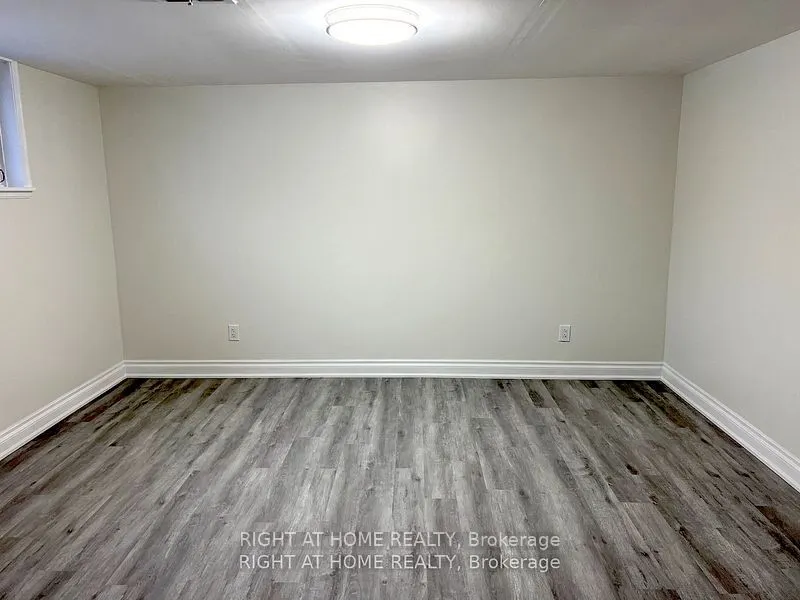 20 Omagh (Lower Level) Avenue