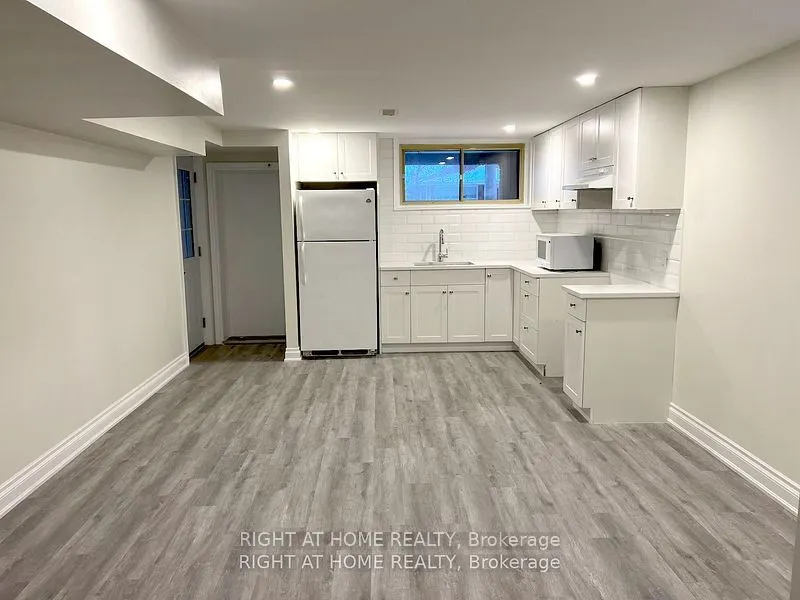 20 Omagh (Lower Level) Avenue