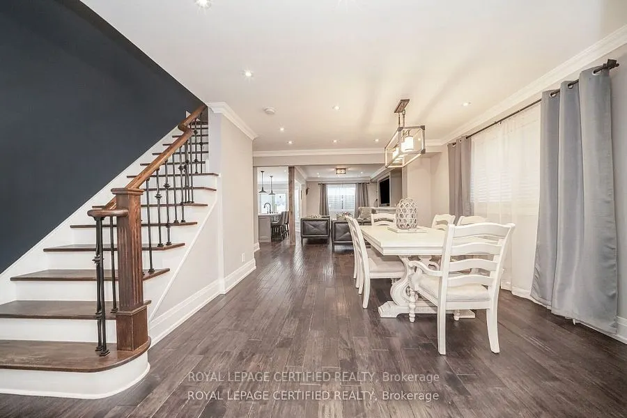 73 Headwater Road
