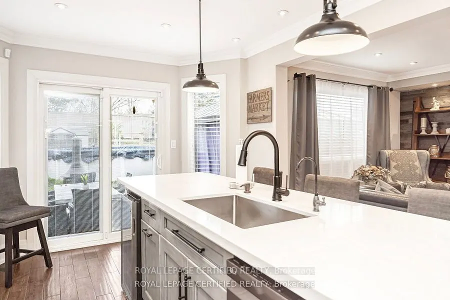 73 Headwater Road
