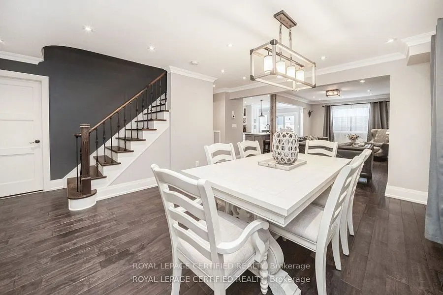 73 Headwater Road