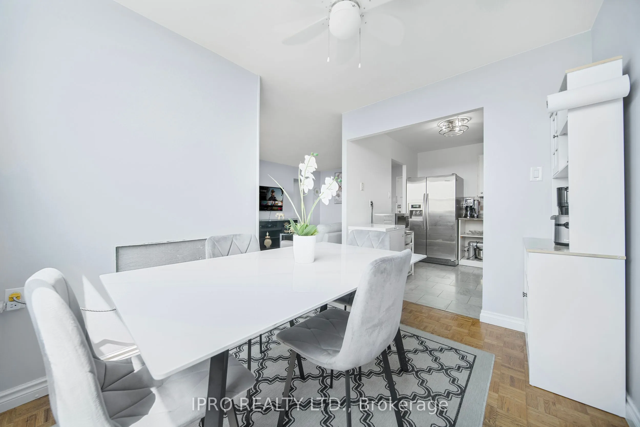 530 Lolita Gardens, #1212