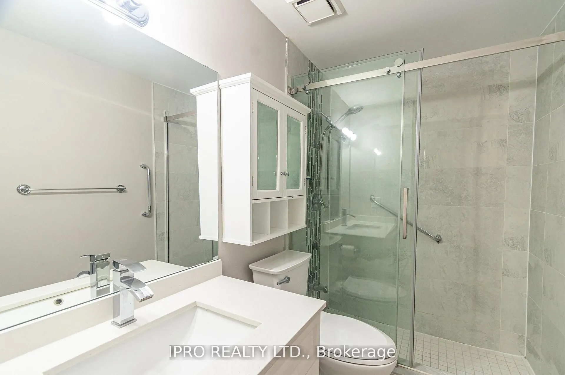 16 Franklin Court, #11