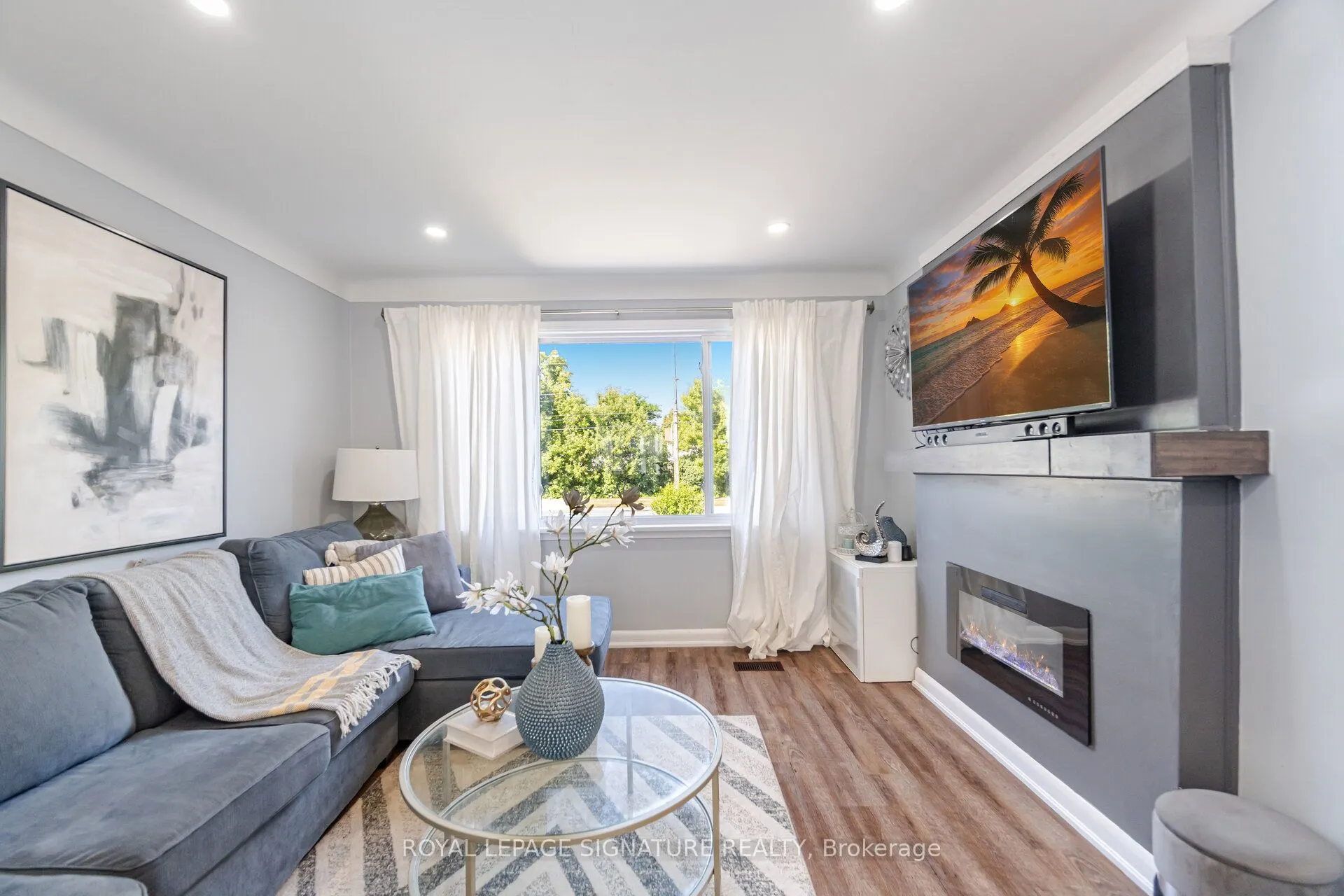 596 Appleby Line
