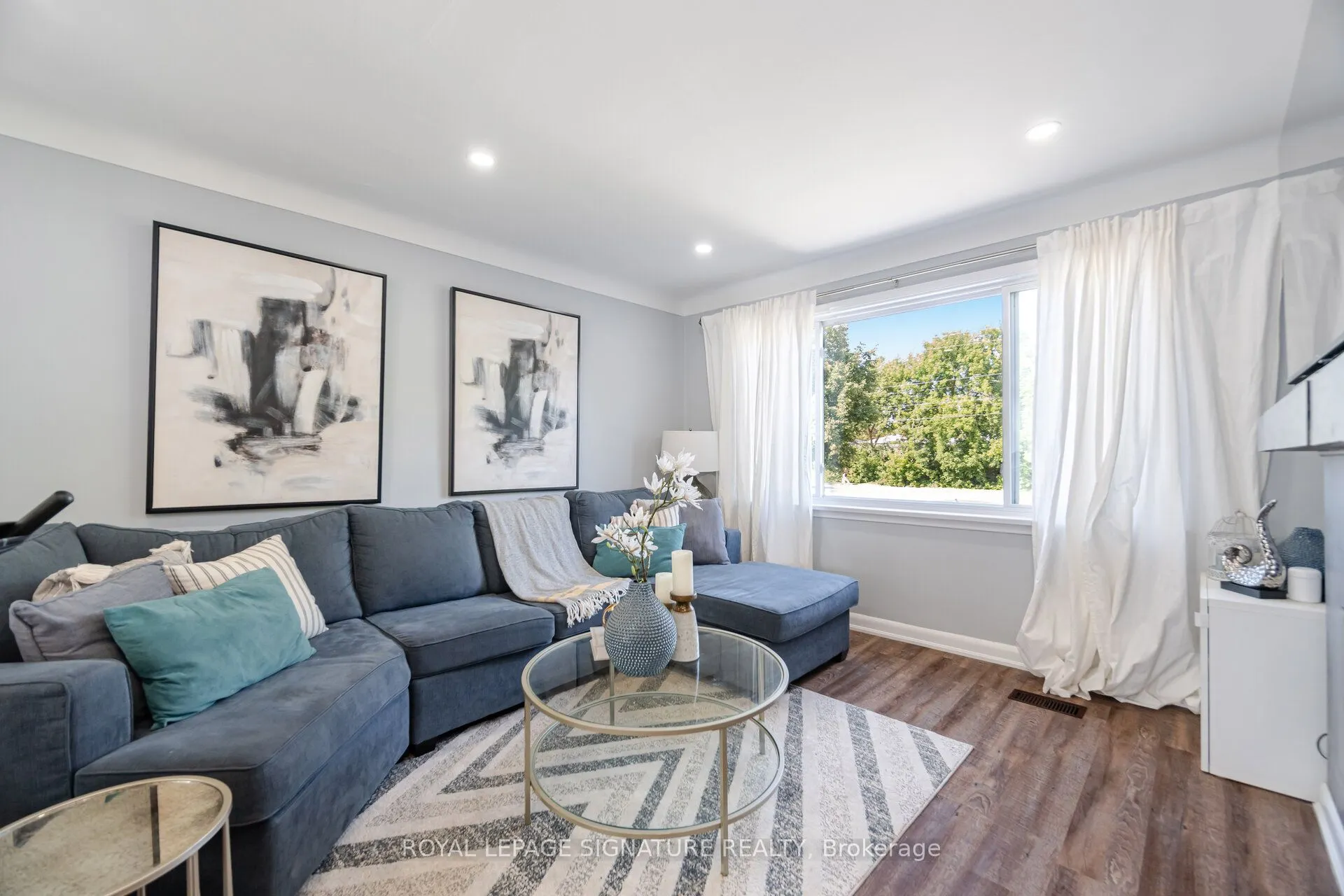 596 Appleby Line