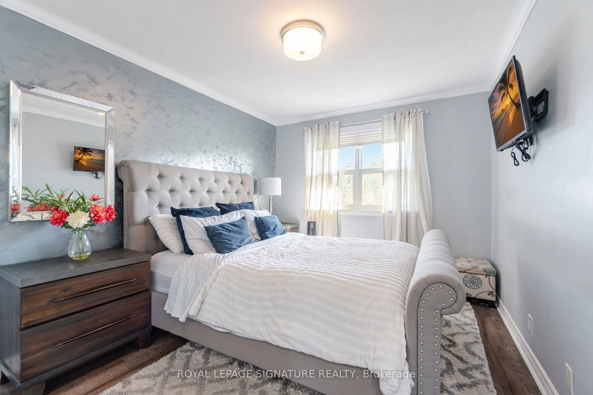 596 Appleby Line