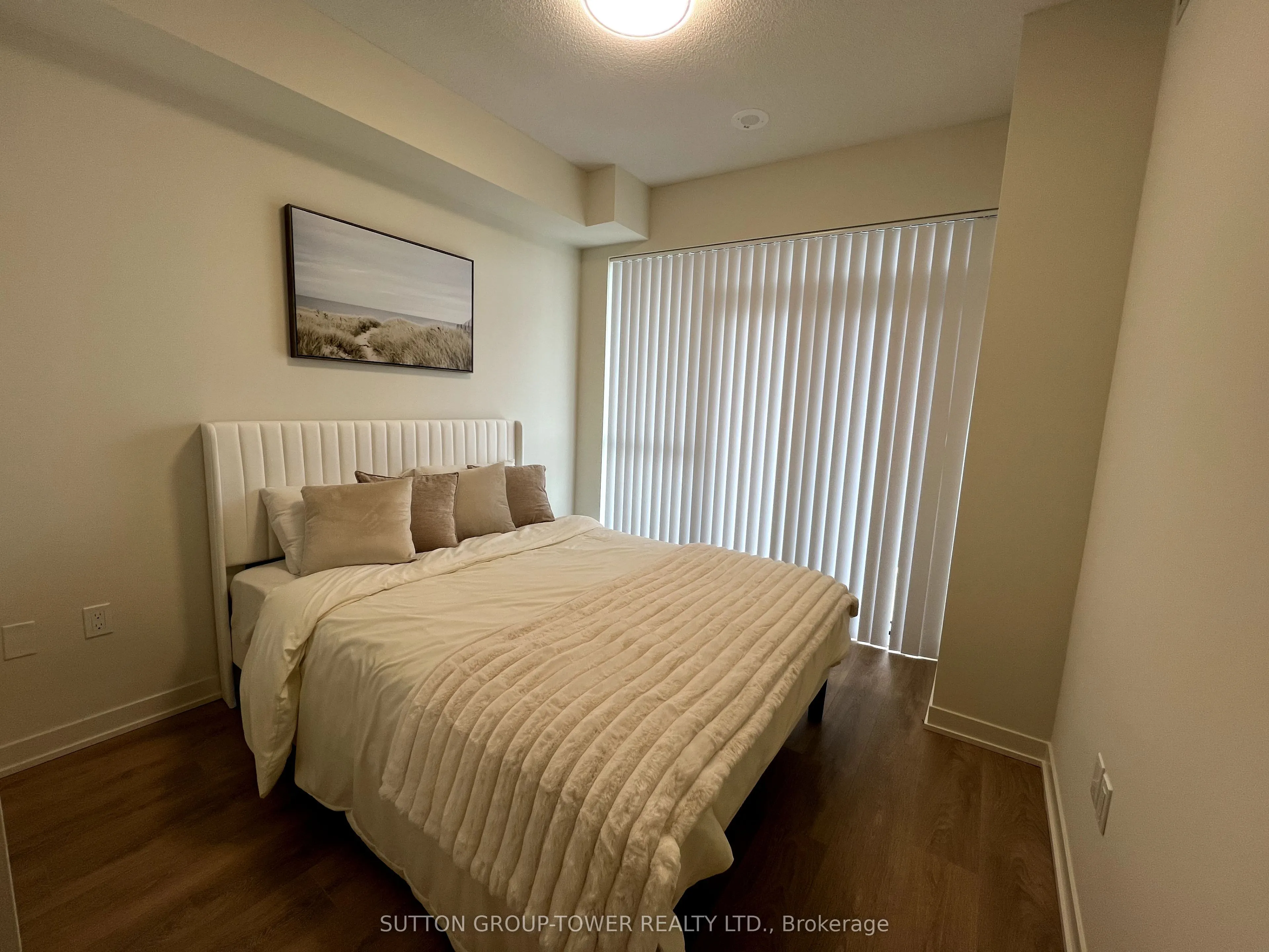 38 Annie Craig Drive, #811