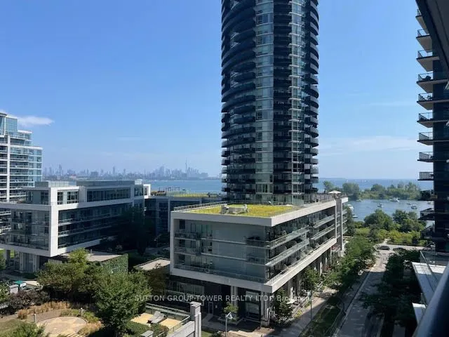 38 Annie Craig Drive, #811