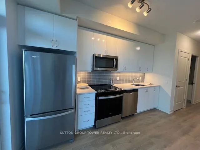 38 Annie Craig Drive, #811