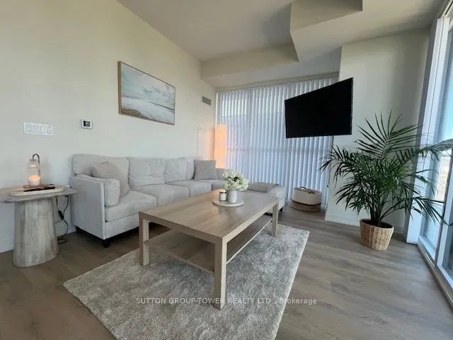 38 Annie Craig Drive, #811
