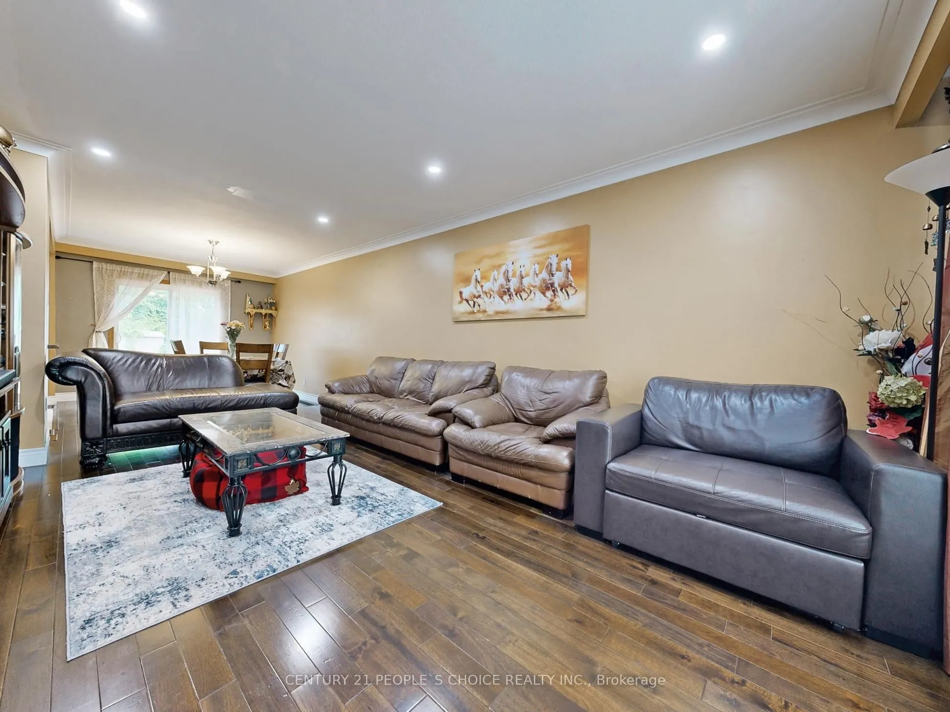 37 Foxrun Avenue