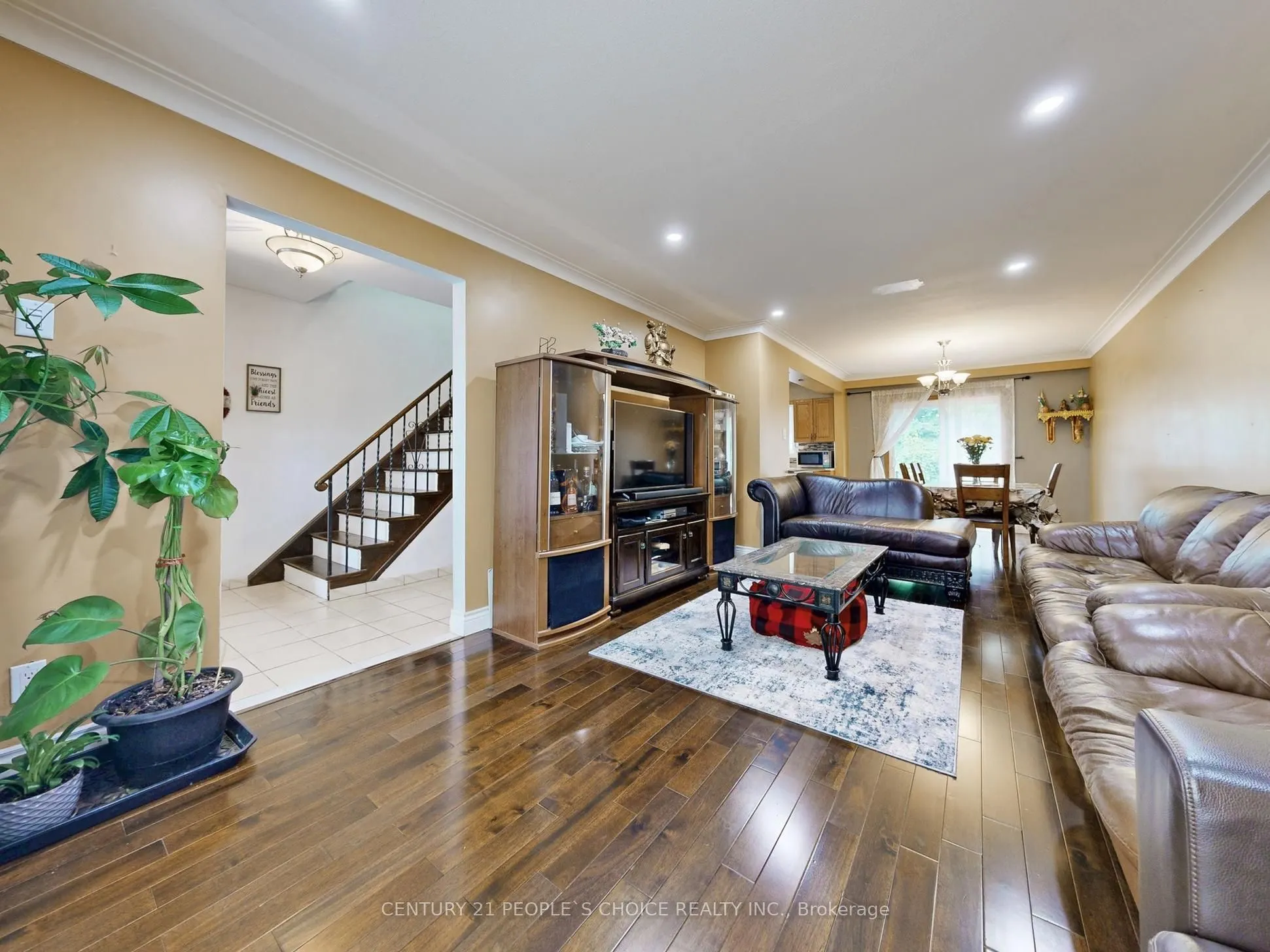 37 Foxrun Avenue