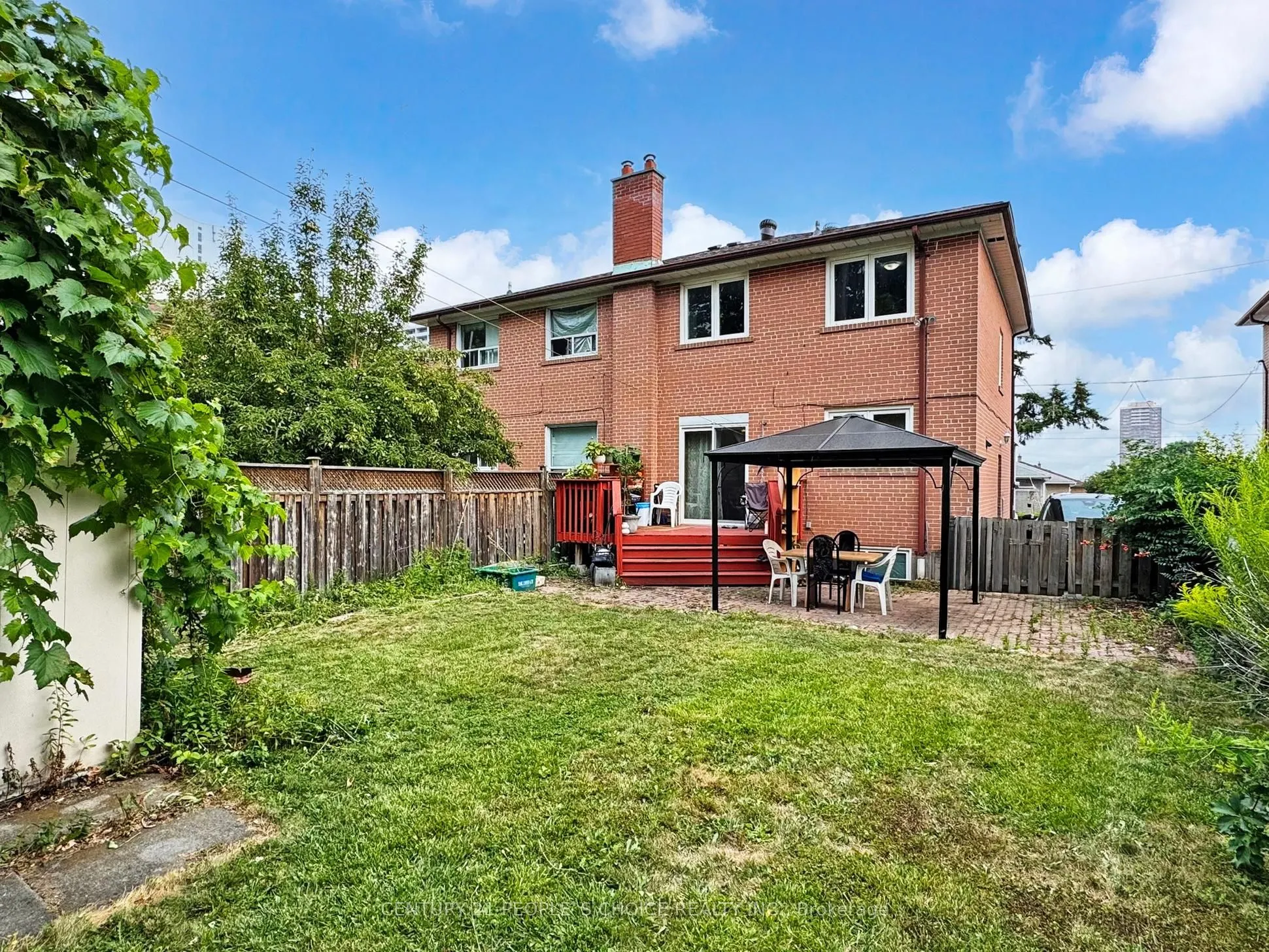 37 Foxrun Avenue