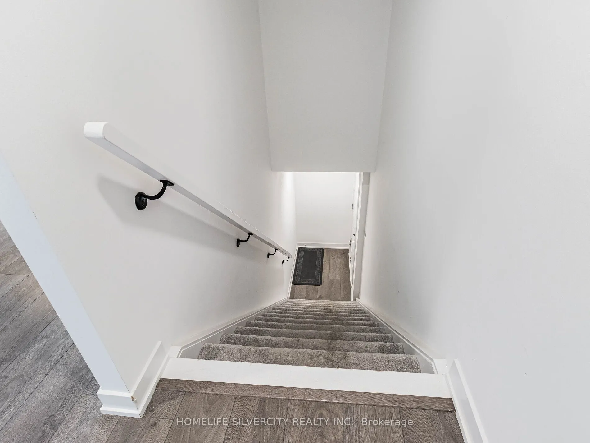 1141 Cooke Boulevard, #403