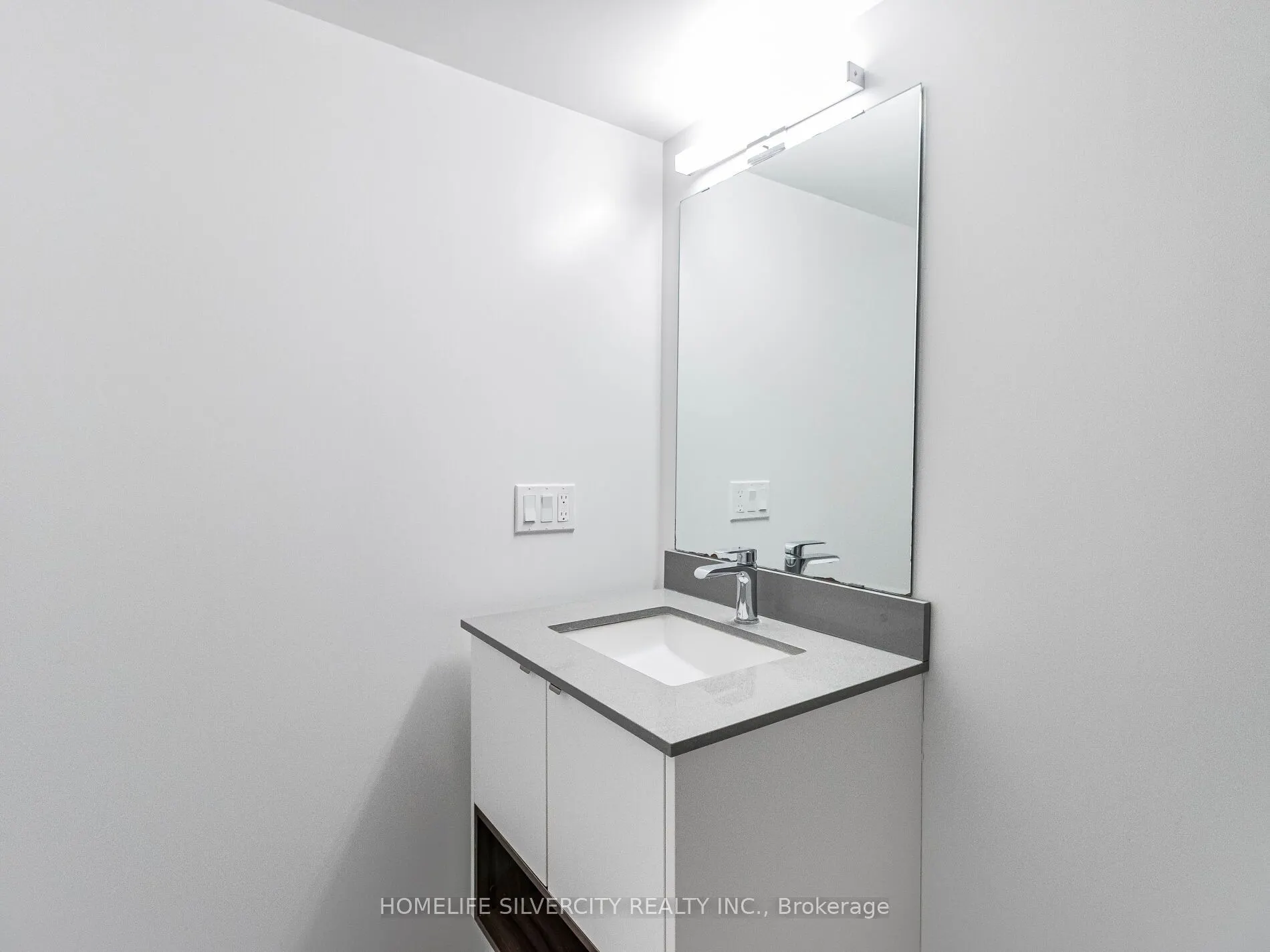 1141 Cooke Boulevard, #403