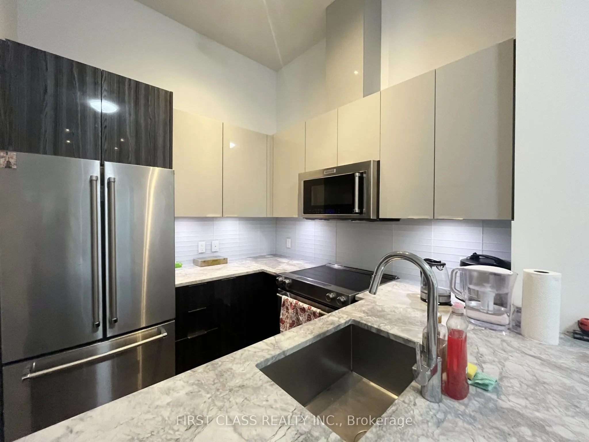20 Shore Breeze Drive, #M2