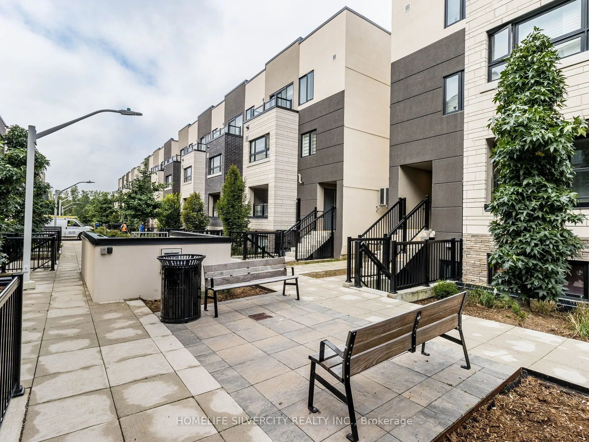 1141 Cooke Boulevard, #403