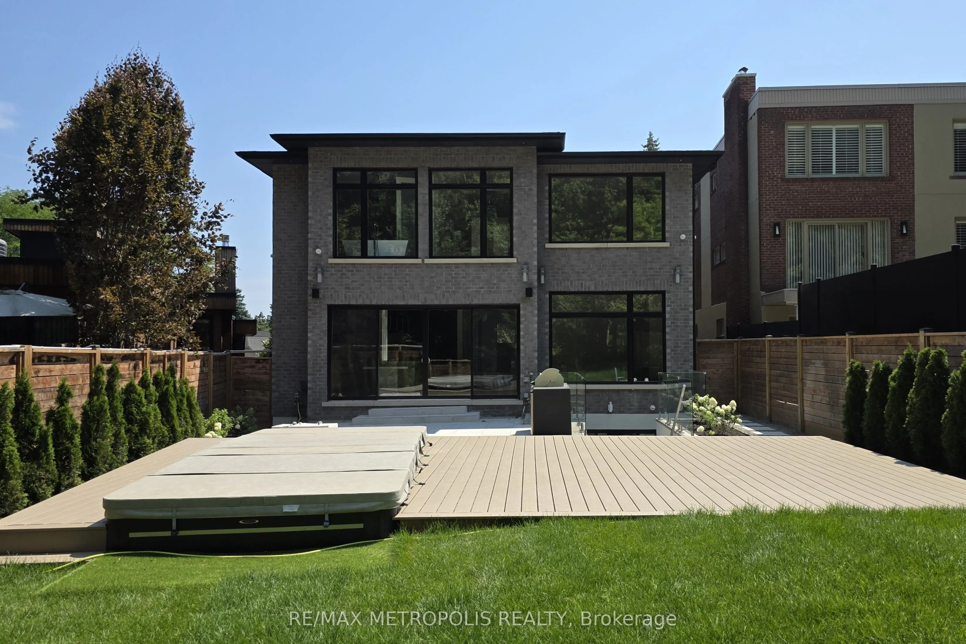 12 Bearwood Drive