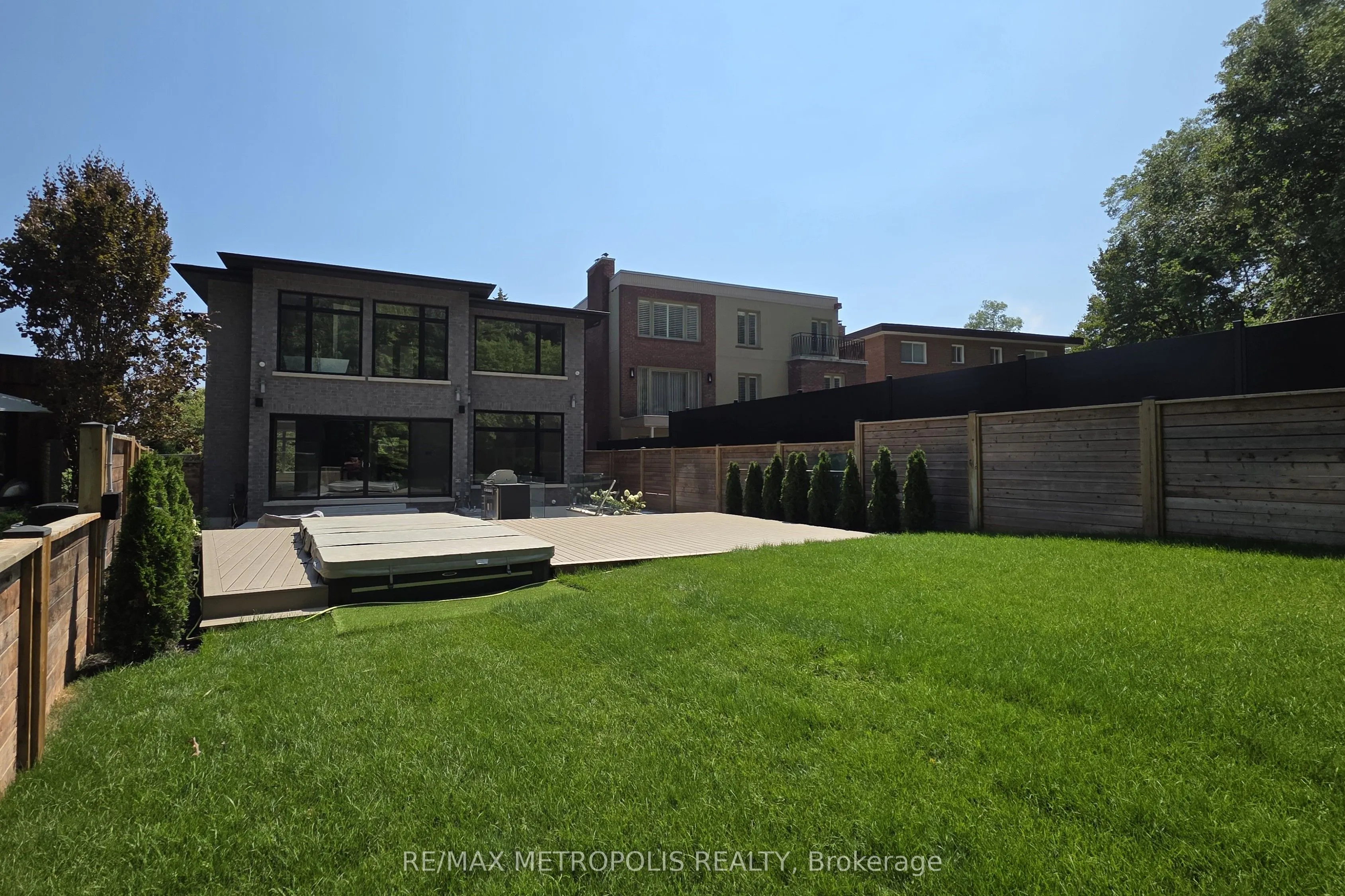 12 Bearwood Drive