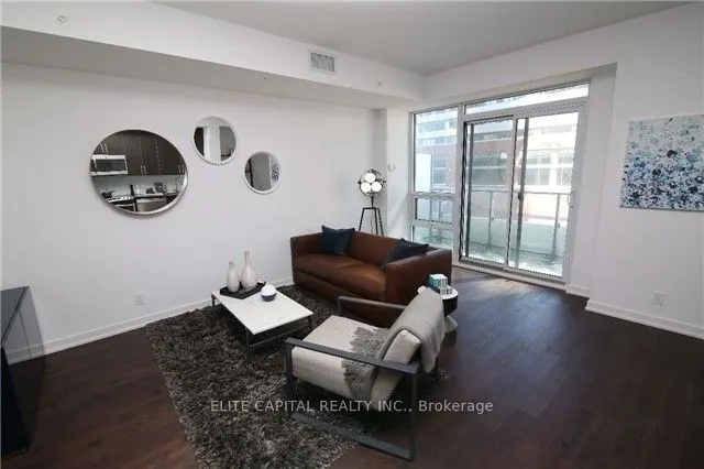 2212 Lake Shore Boulevard W, #512