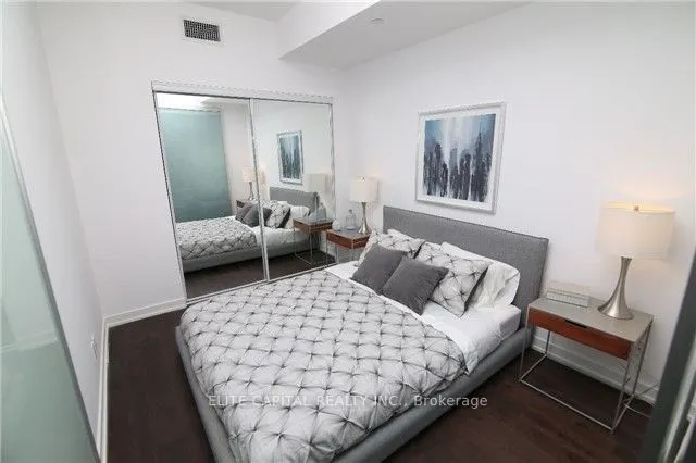 2212 Lake Shore Boulevard W, #512