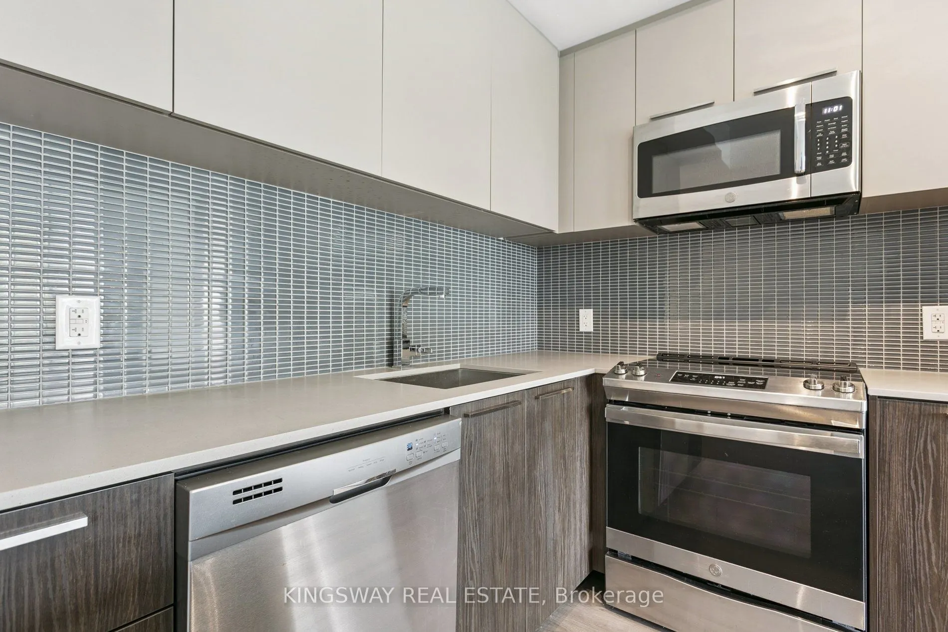 20 Brin Drive, #04