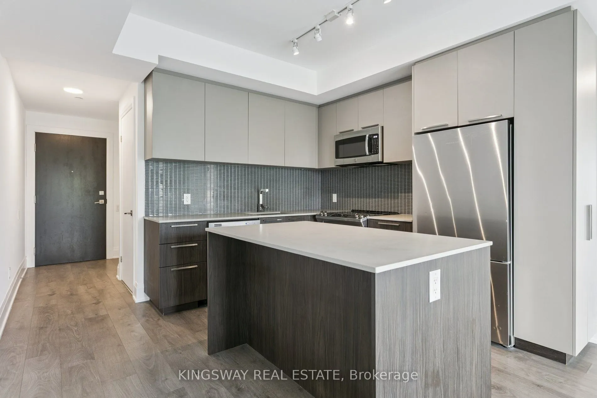 20 Brin Drive, #04