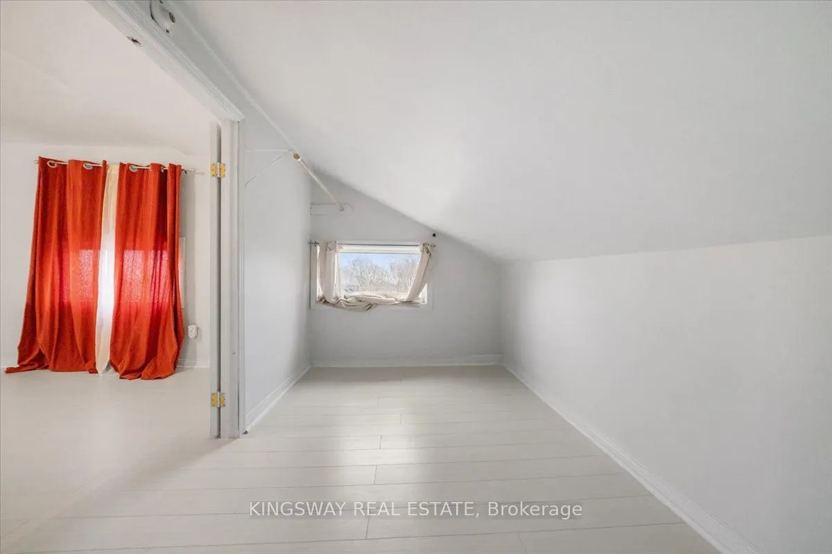 1144 Fisher Avenue, #UPPER