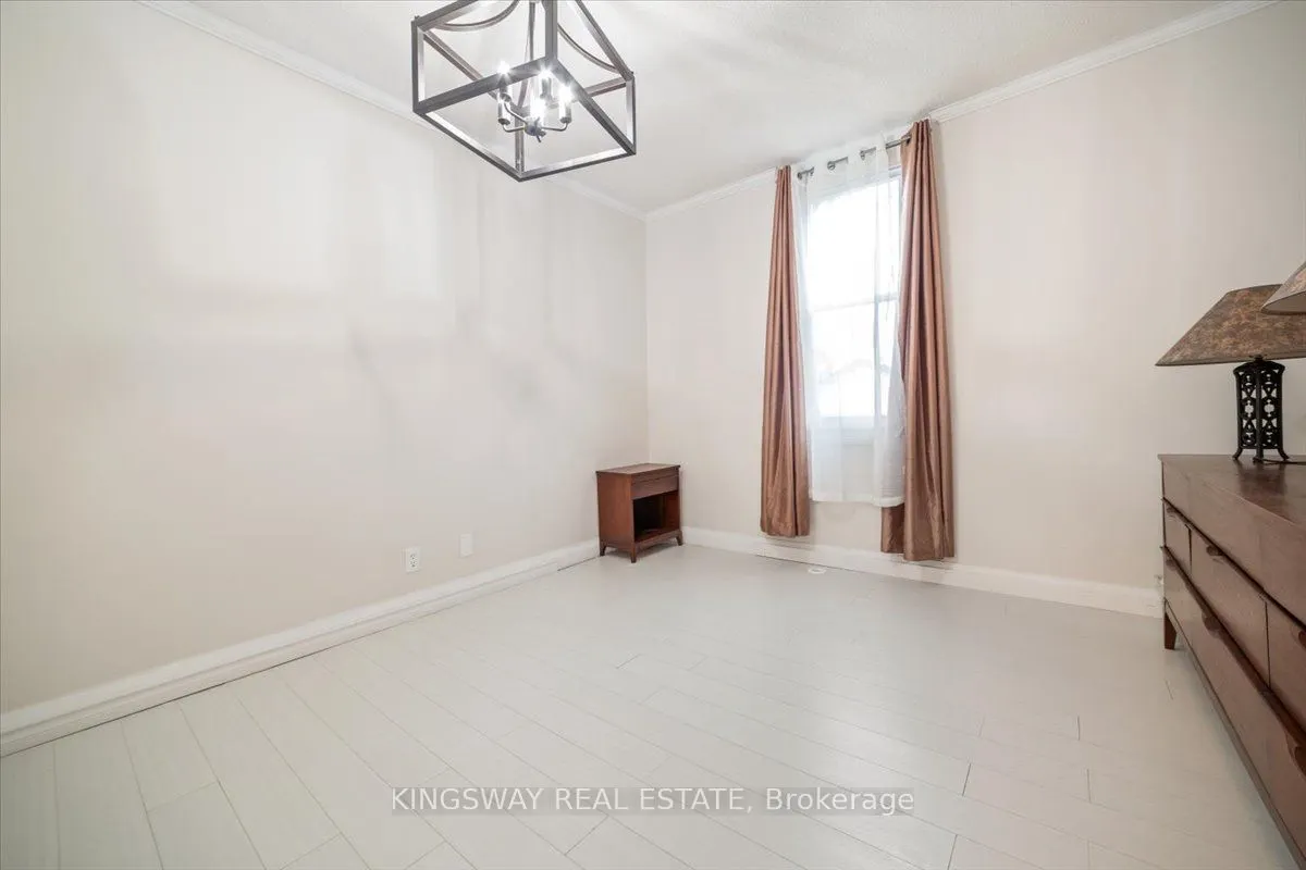 1144 Fisher Avenue, #UPPER