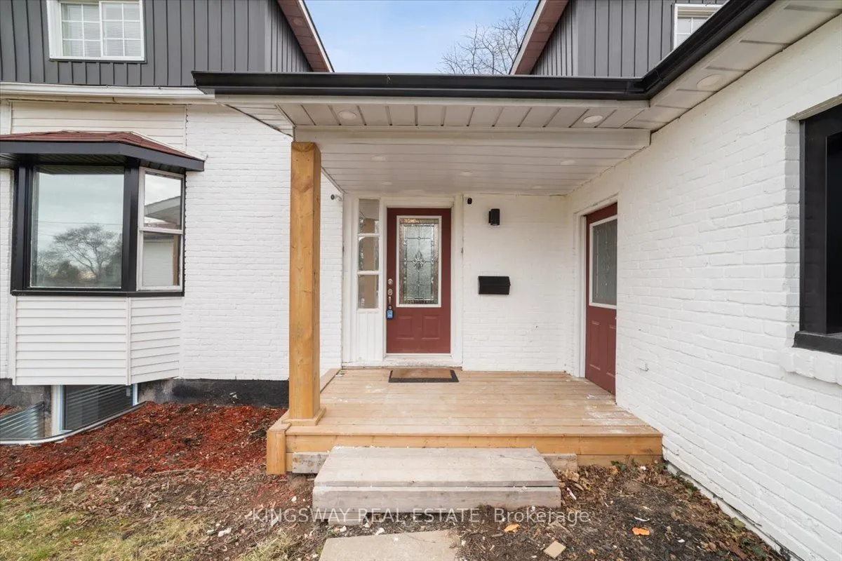1144 Fisher Avenue, #UPPER