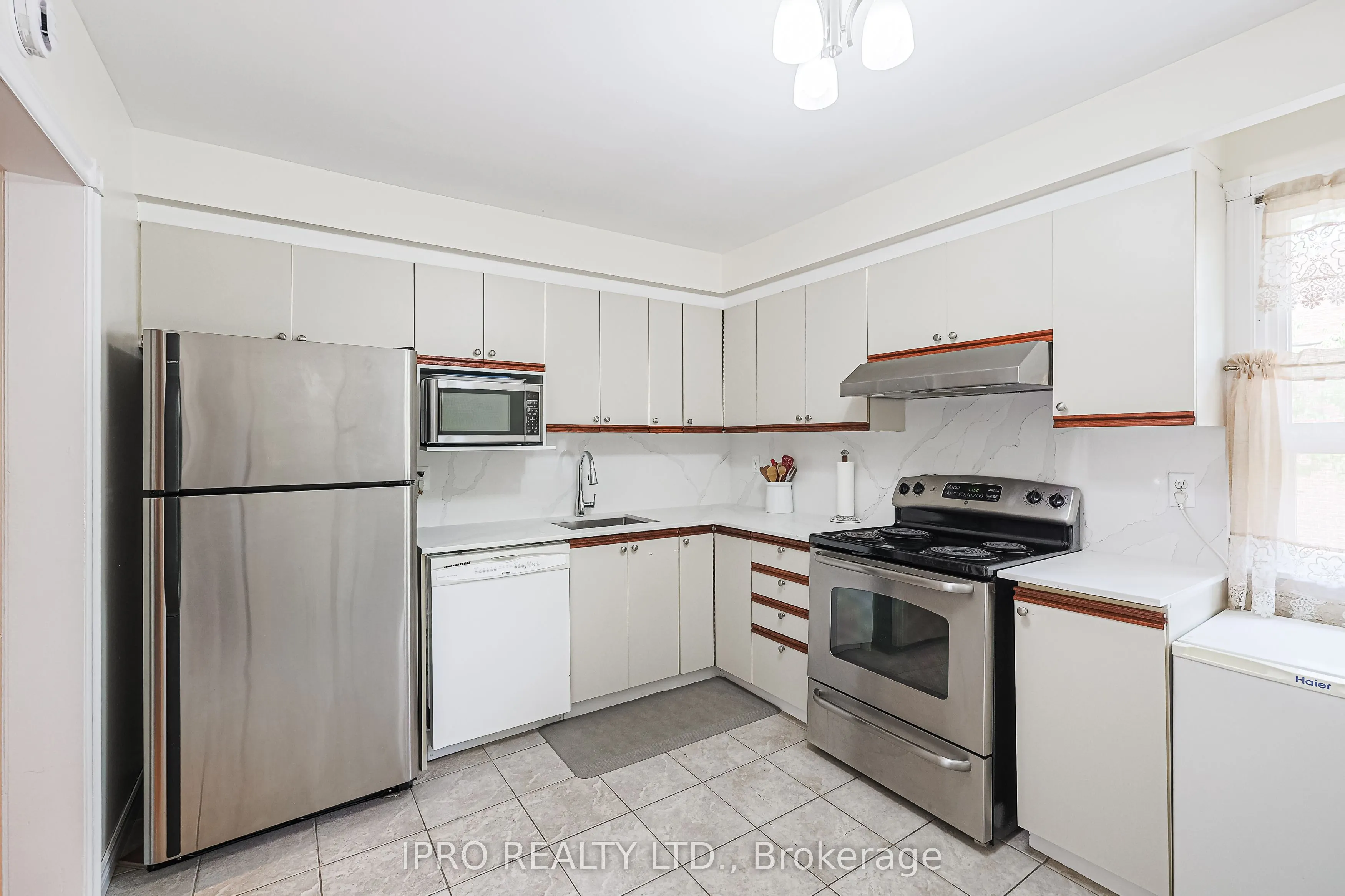 1667 Albion Road, #53