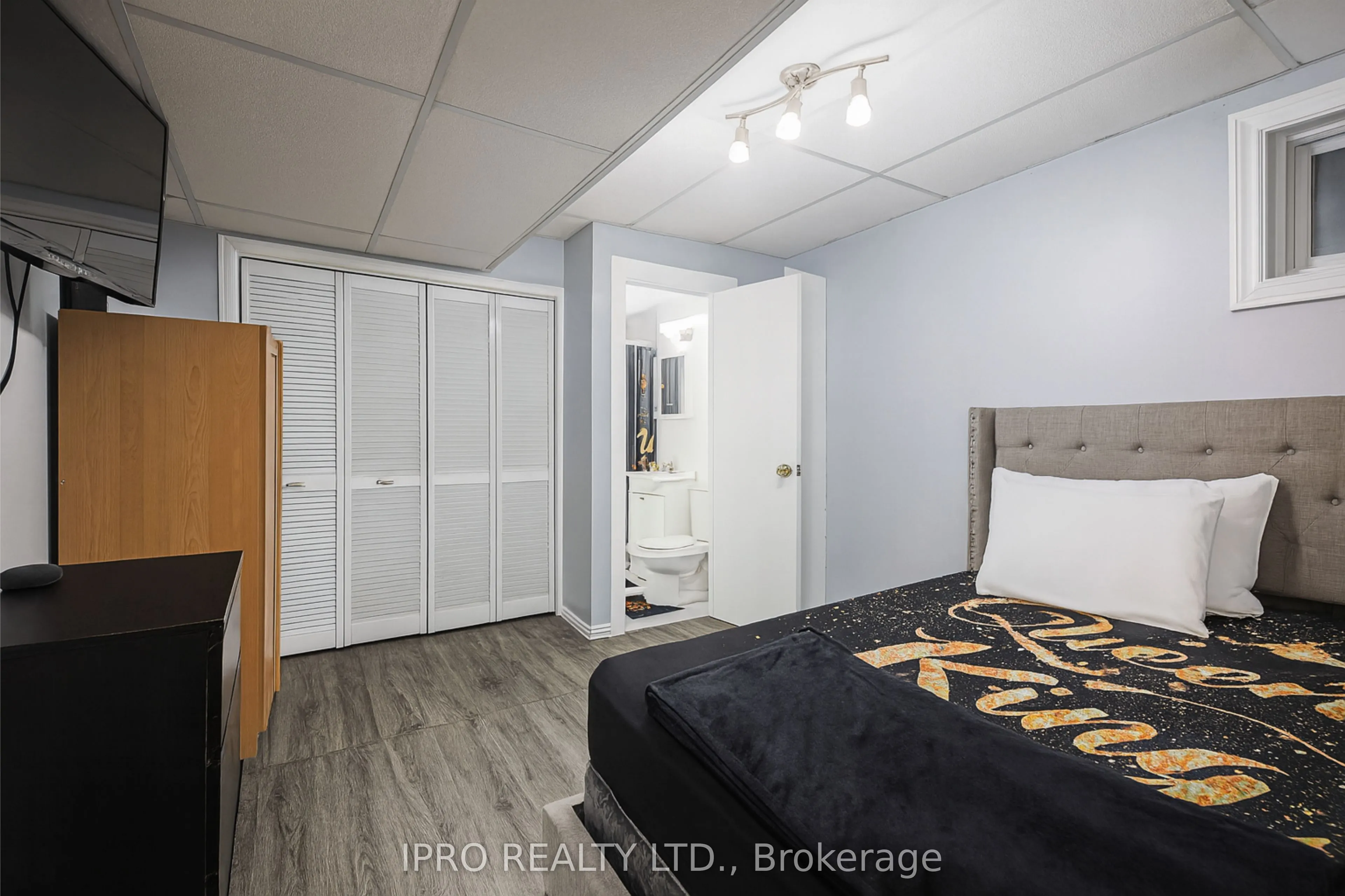 1667 Albion Road, #53