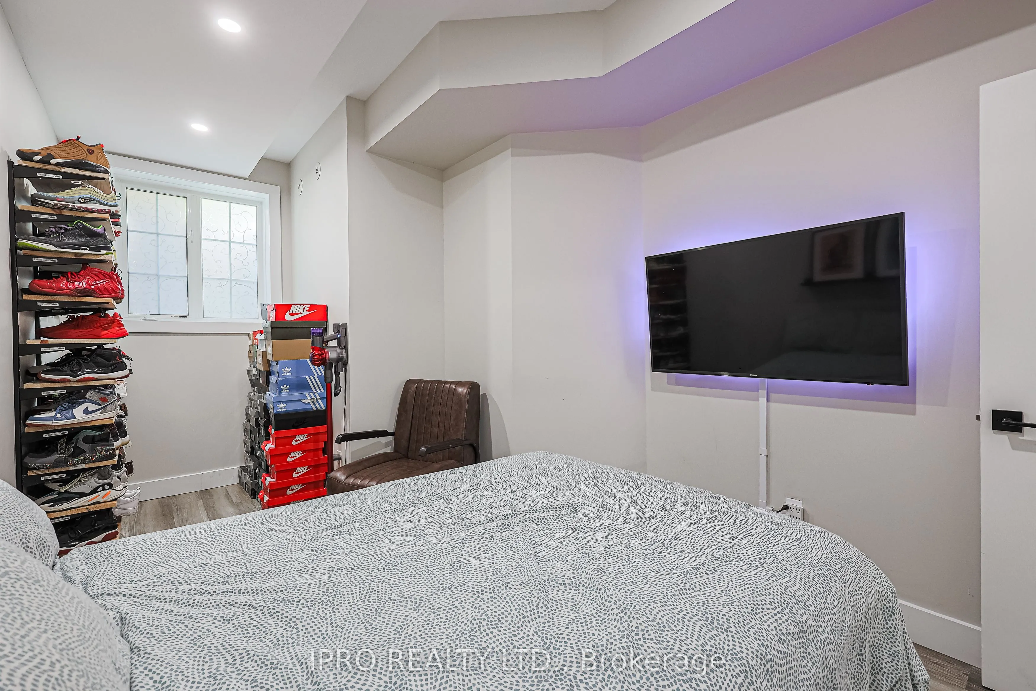 3055 Elmcreek Road, #9