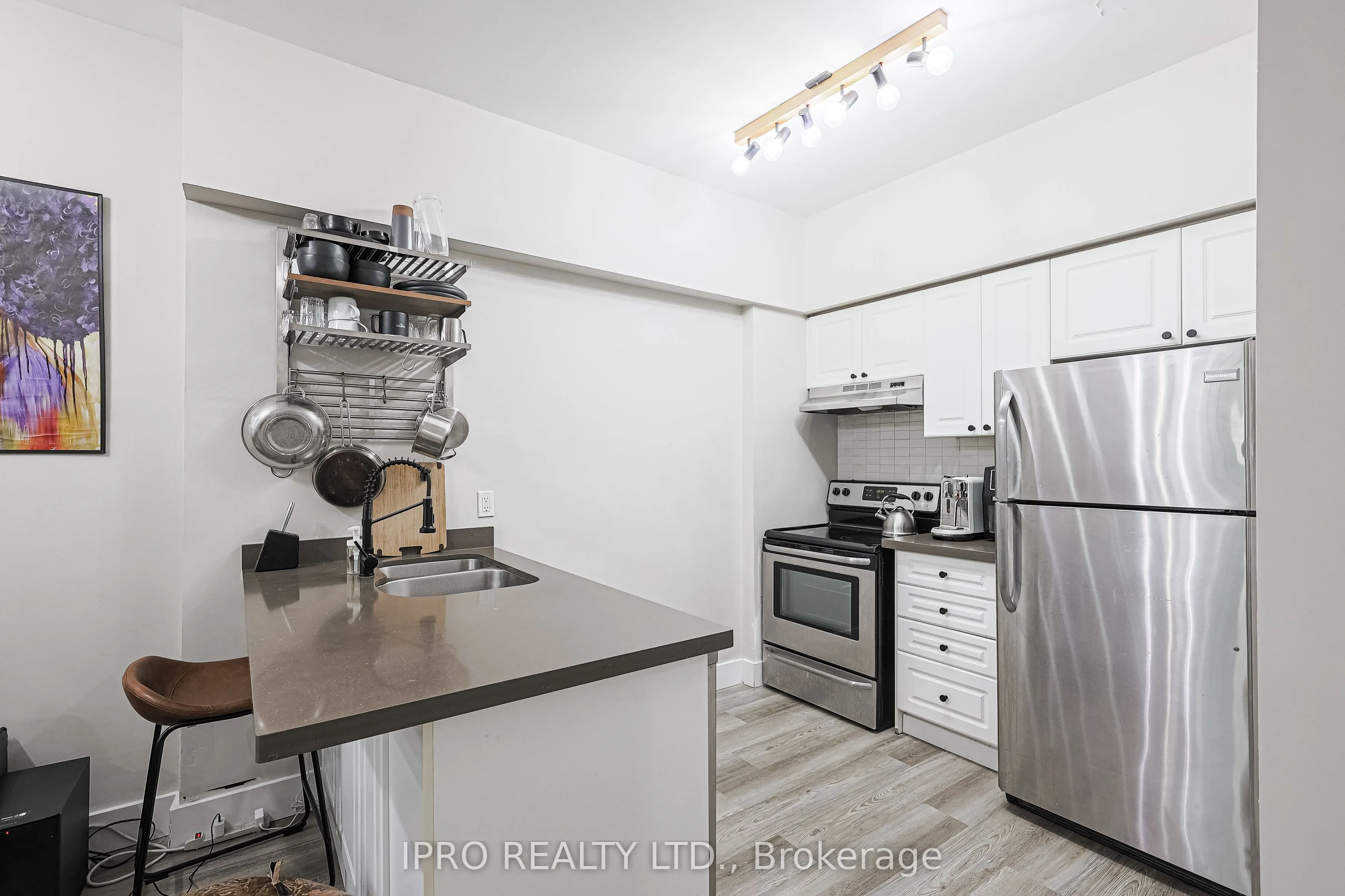 3055 Elmcreek Road, #9