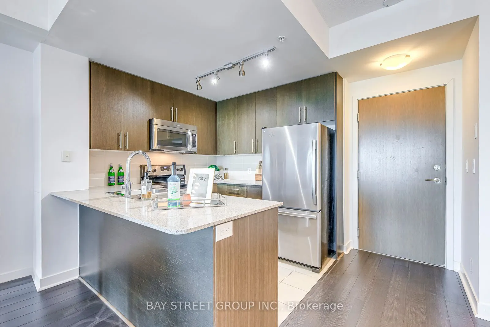 3985 Grand Park Drive, #609