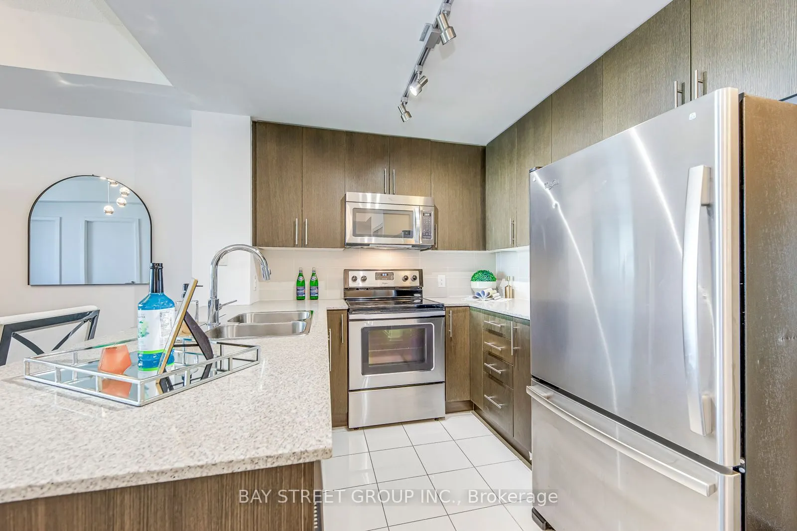 3985 Grand Park Drive, #609