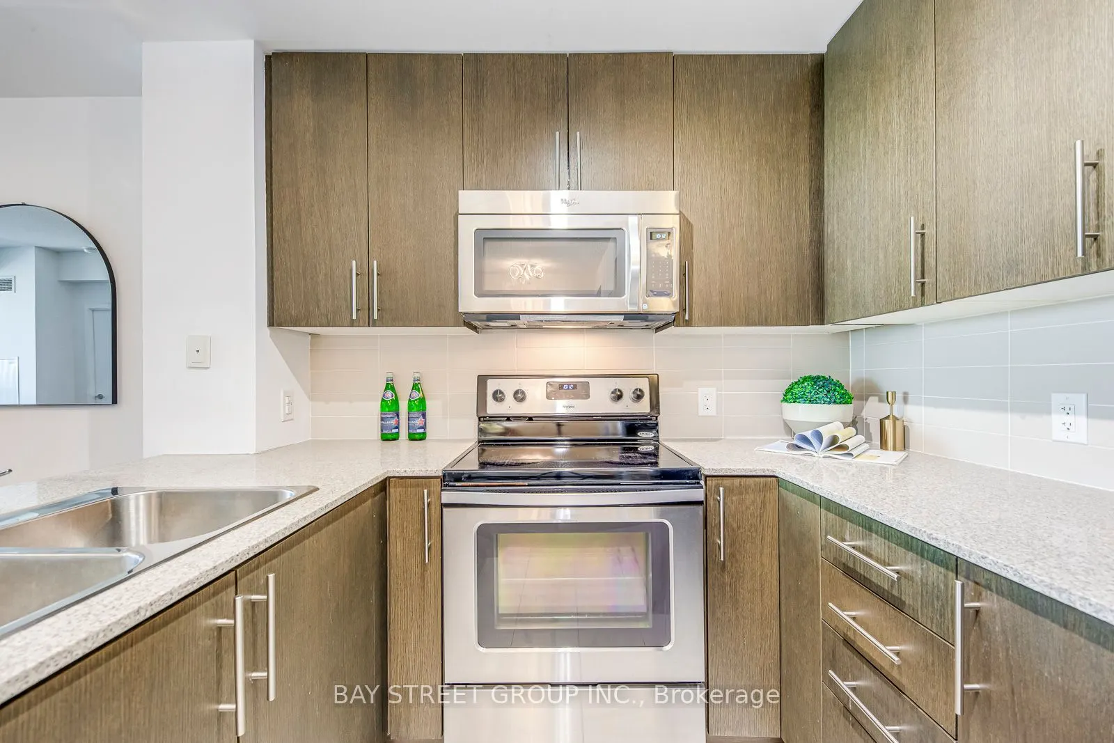 3985 Grand Park Drive, #609