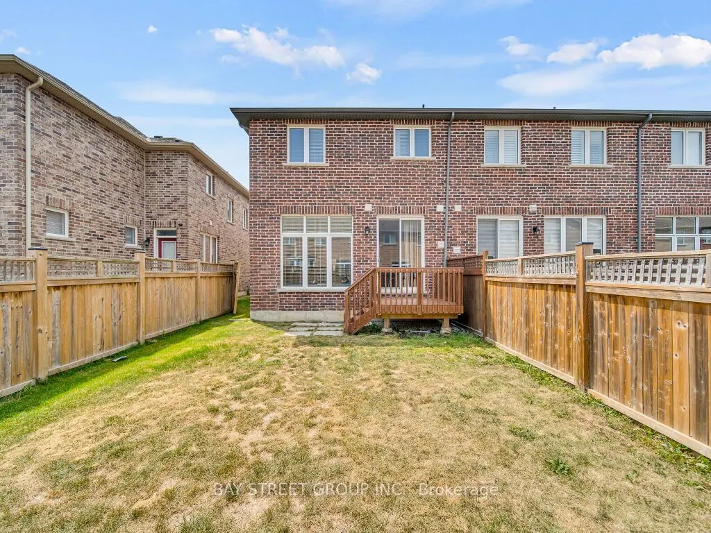 92 Abigail Crescent