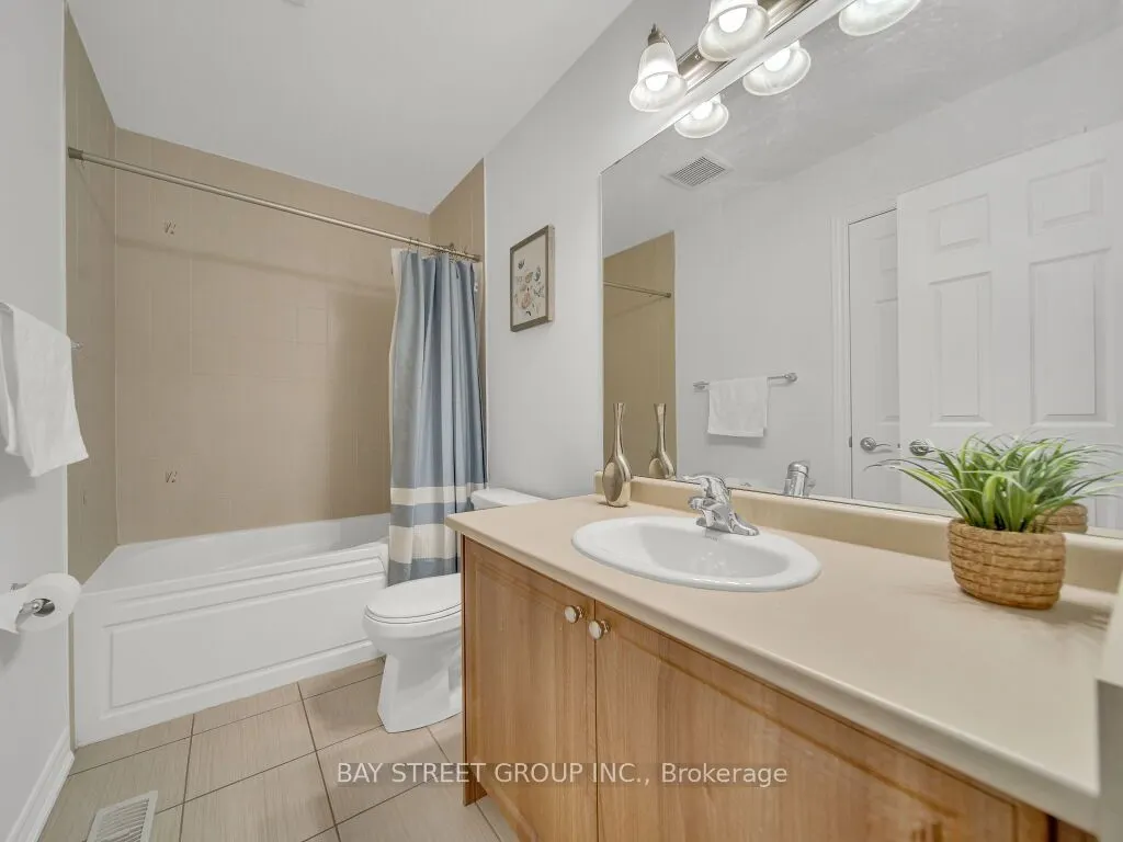 92 Abigail Crescent